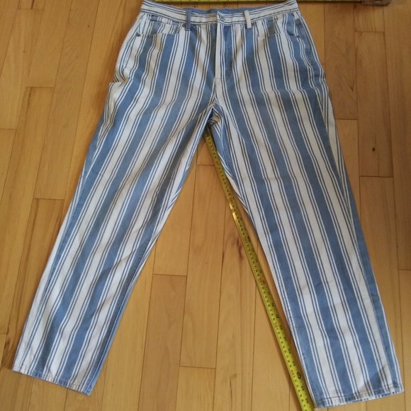 NWOT American Eagle Blue and white striped jeans size 12 - Picture 1 of 13